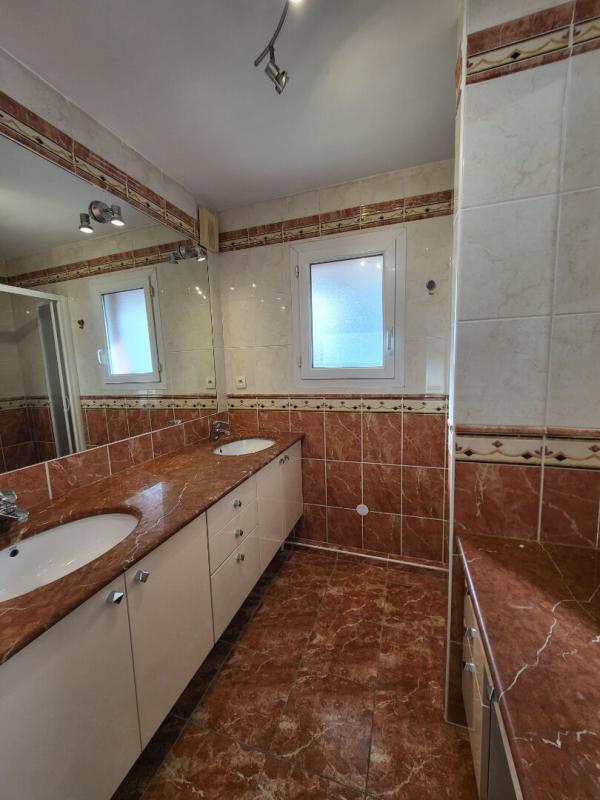 Appartement - 87 m² - 4 pièces