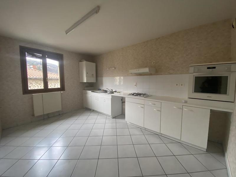 Appartement - 111 m² - 4 pièces