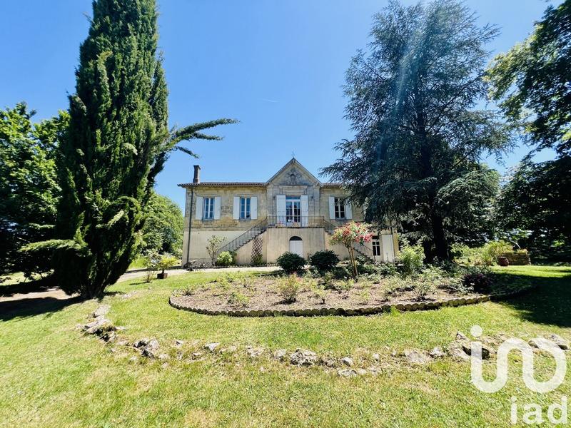 Maison - 310 m² - 10 pièces