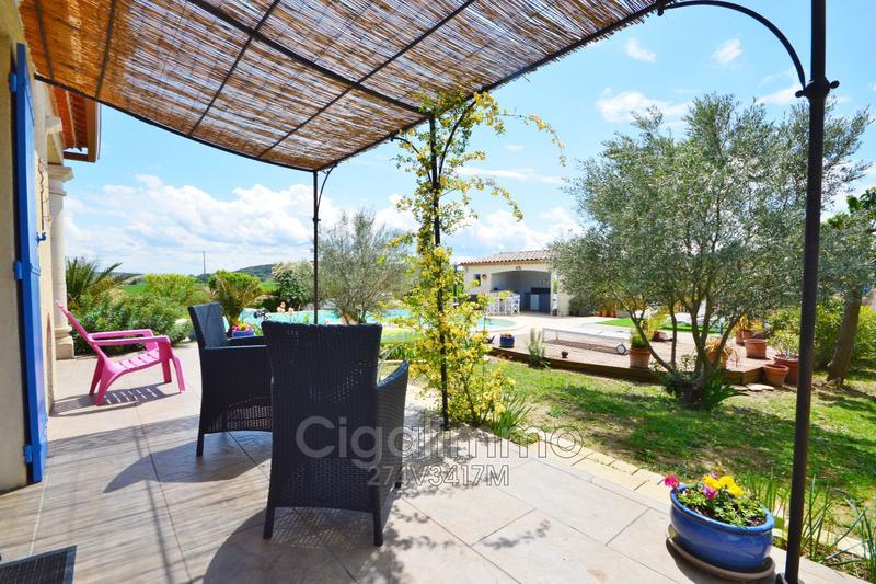 Villa - 206 m² - 6 pièces