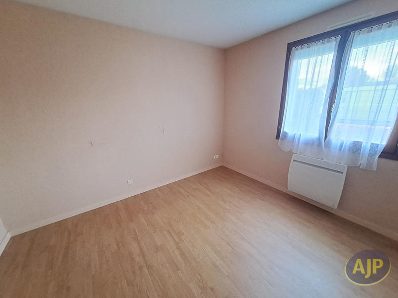 Maison - 137 m² - 6 pièces