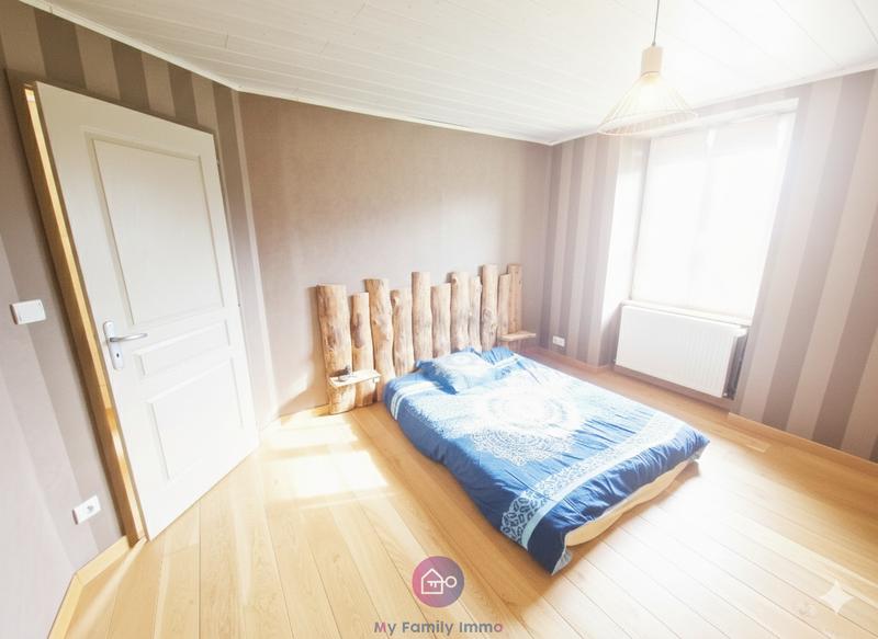 Maison - 195 m² - 11 pièces