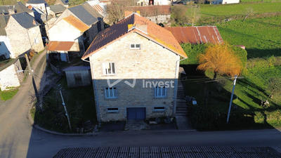 Maison traditionnelle - 148 m² - 8 pièces