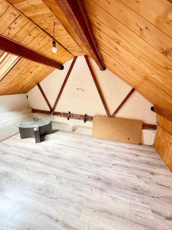 Maison - 106 m² - 5 pièces