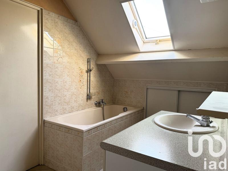 Maison - 96 m² - 5 pièces