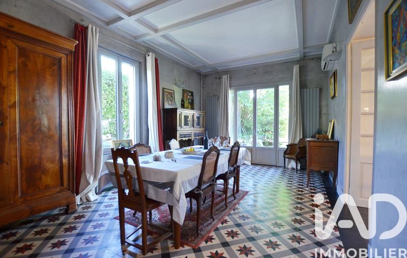 Maison - 180 m² - 8 pièces
