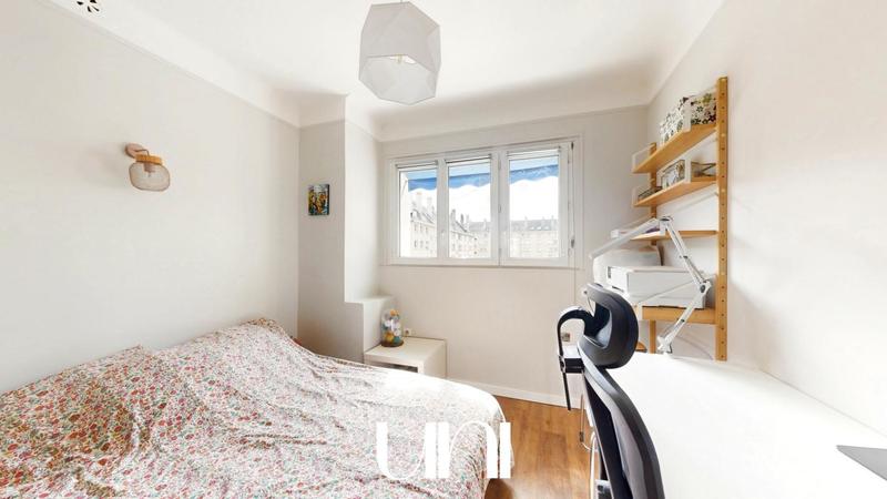 Appartement - 80 m² - 3 pièces