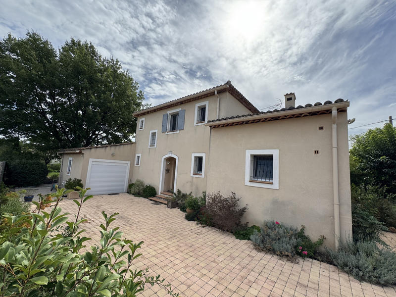 Maison - 152 m² - 6 pièces