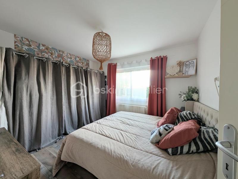 Maison traditionnelle - 90 m² - 4 pièces