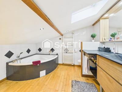 Maison - 107 m² - 4 pièces