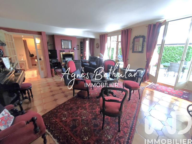 Maison - 192 m² - 8 pièces