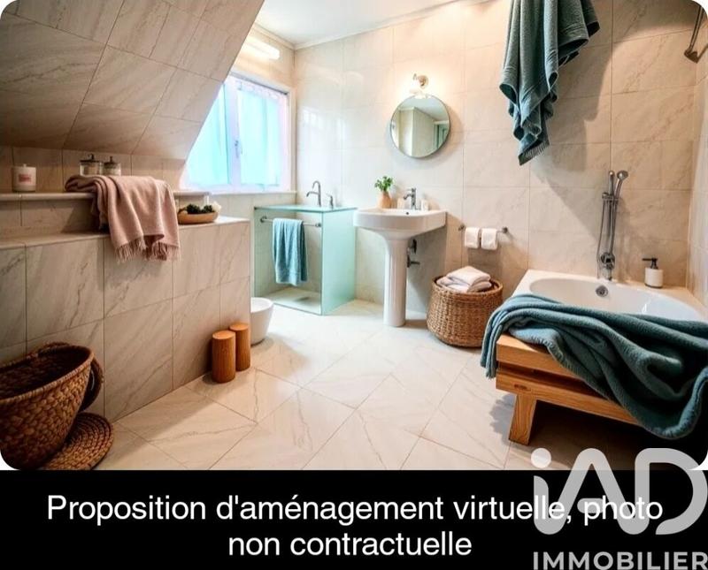 Maison - 83 m² - 4 pièces