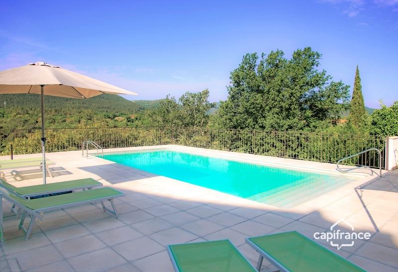 Maison - 351 m² - 16 pièces