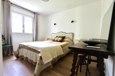 Maison - 175 m² - 9 pièces