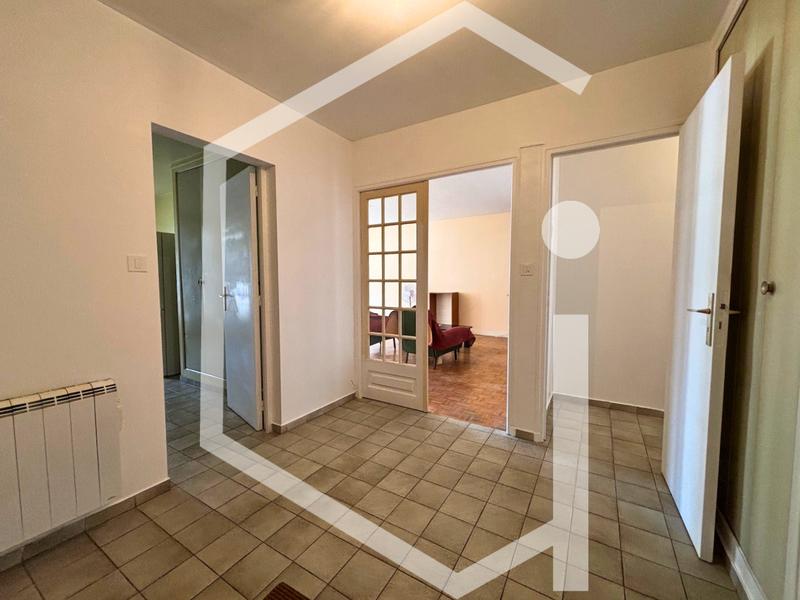 Appartement - 100 m² - 4 pièces