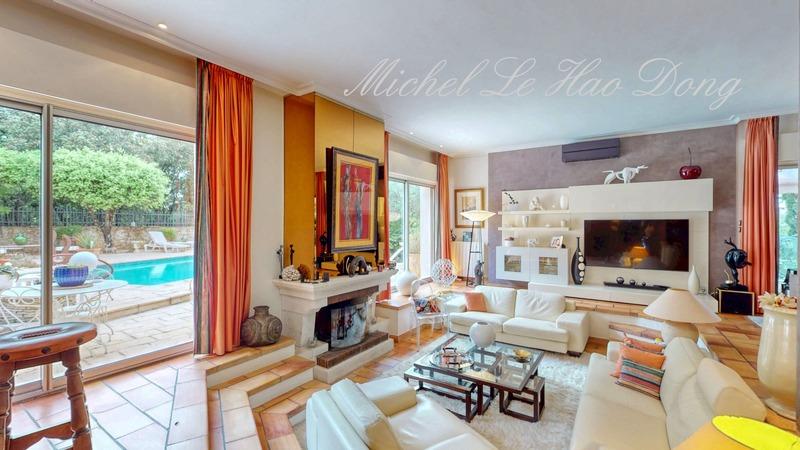 Maison - 166 m² - 5 pièces