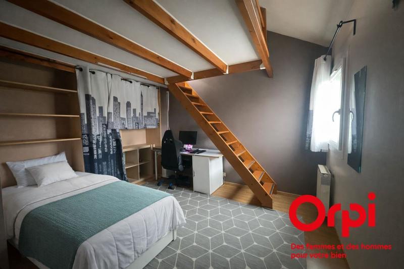 Maison - 101 m² - 5 pièces