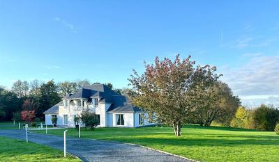 Maison - 170 m² - 6 pièces