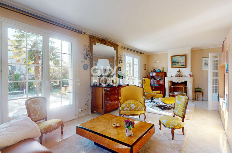 Maison - 142 m² - 6 pièces