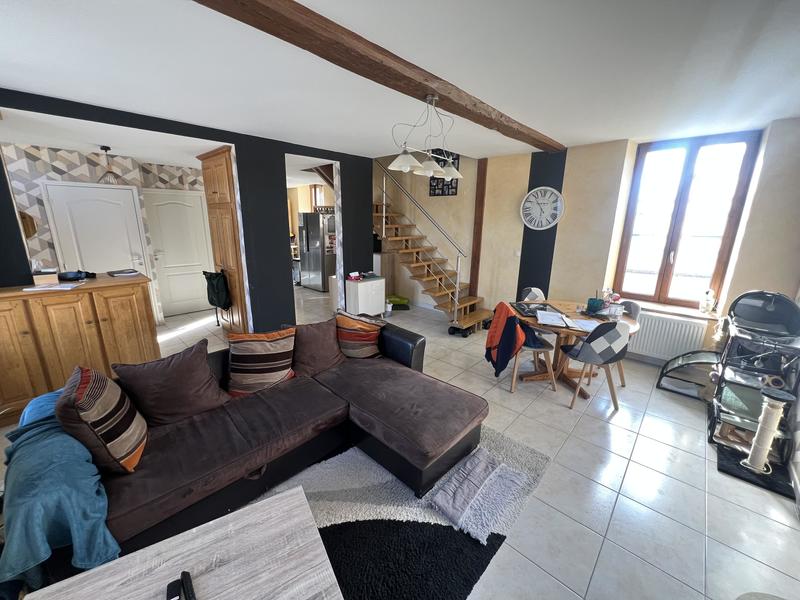 Maison - 92 m² - 4 pièces