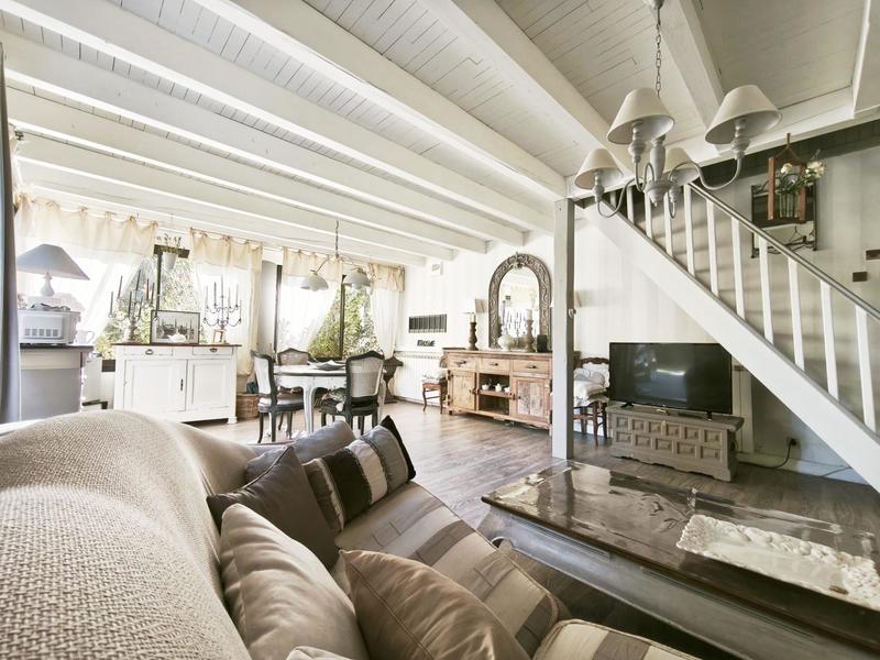 Maison - 195 m² - 7 pièces