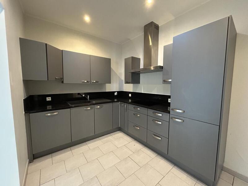 Maison - 98 m² - 3 pièces