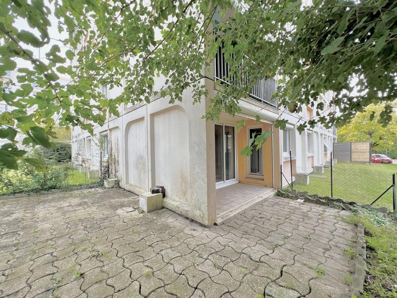 Appartement - 82 m² - 4 pièces