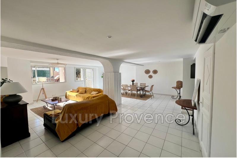 Appartement - 94 m² - 3 pièces