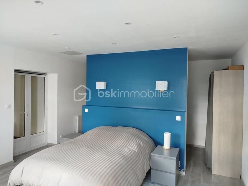 Maison - 248 m² - 11 pièces