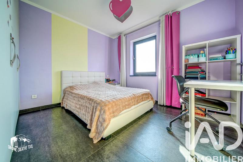 Maison - 230 m² - 6 pièces