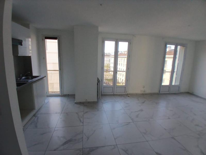 Appartement - 49 m² - 3 pièces