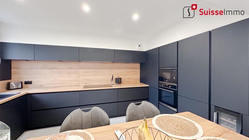 Appartement - 122 m² - 5 pièces