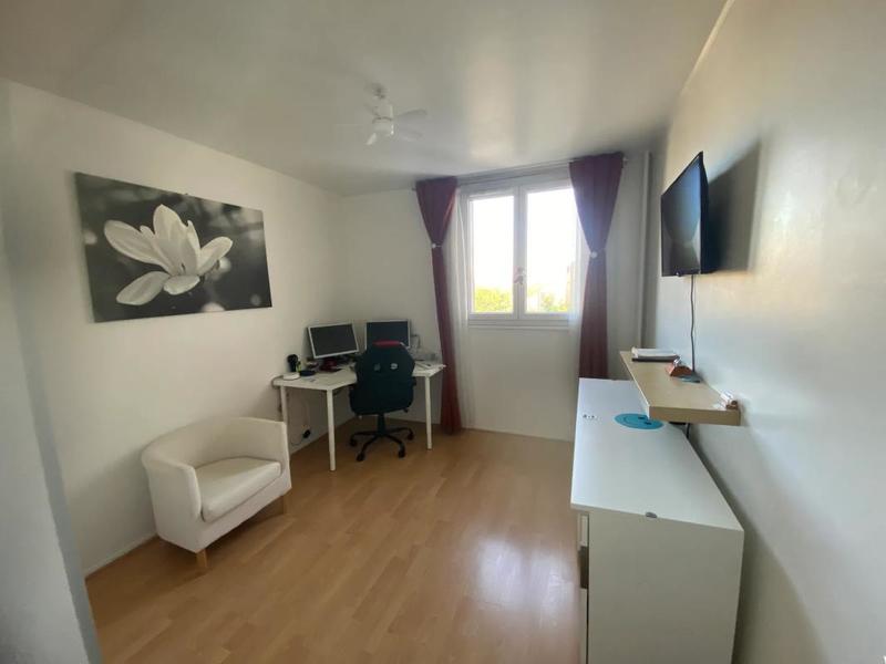 Appartement - 77 m² - 3 pièces