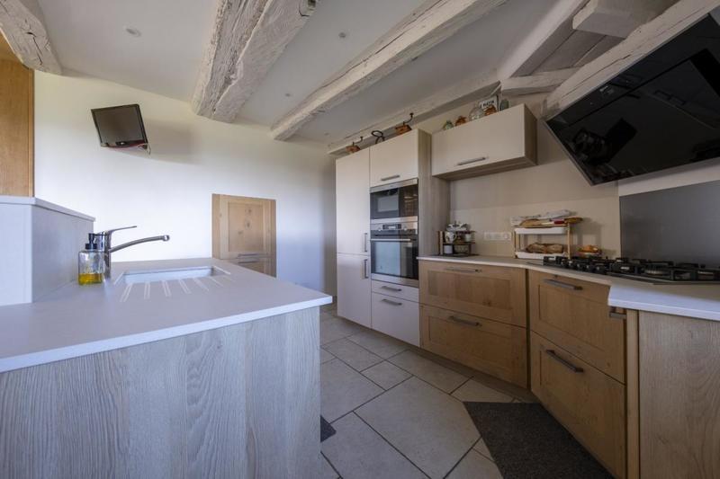 Maison en pierre - 232 m² - 7 pièces