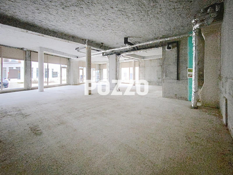 Local commercial - 106 m²