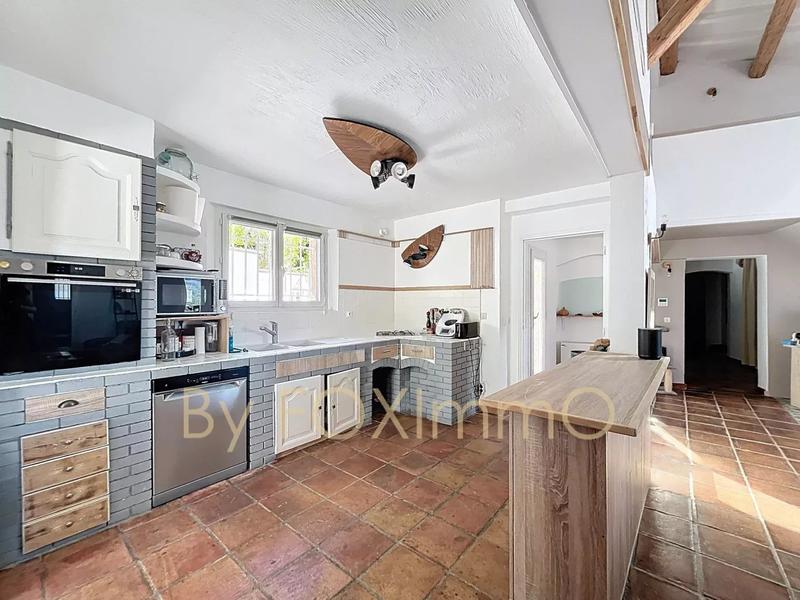 Villa - 171 m² - 6 pièces