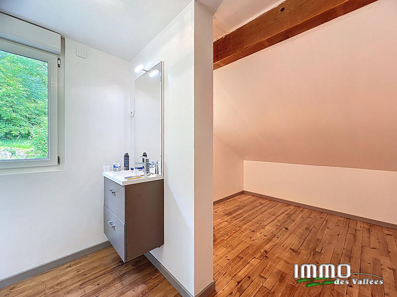 Maison - 106 m² - 4 pièces