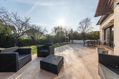 Maison - 196 m² - 7 pièces