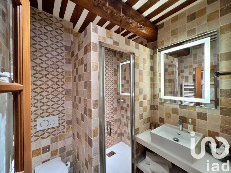 Maison - 400 m² - 10 pièces