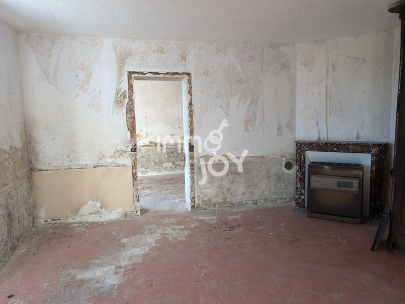 Maison de village - 360 m² - 10 pièces