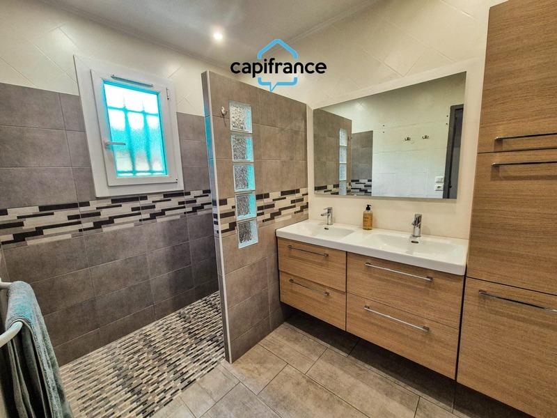 Maison - 133 m² - 5 pièces