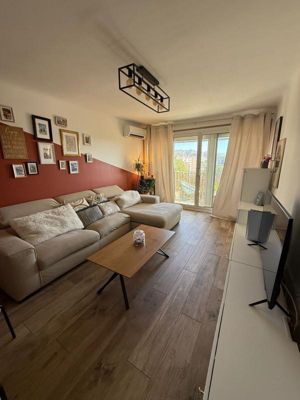 Appartement - 76 m² - 3 pièces