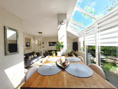 Appartement - 77 m² - 4 pièces