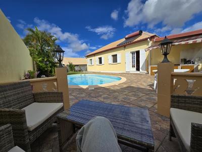 Maison - 106 m² - 5 pièces