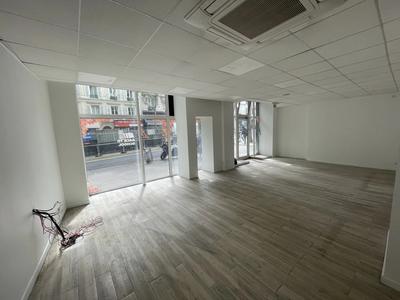 Local commercial - 121 m²