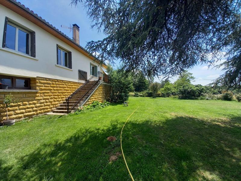 Maison traditionnelle - 158 m² - 8 pièces