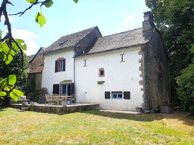 Corps de ferme - 137 m² - 6 pièces