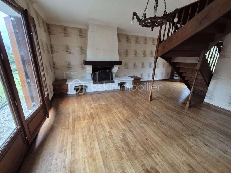 Maison traditionnelle - 87 m² - 5 pièces