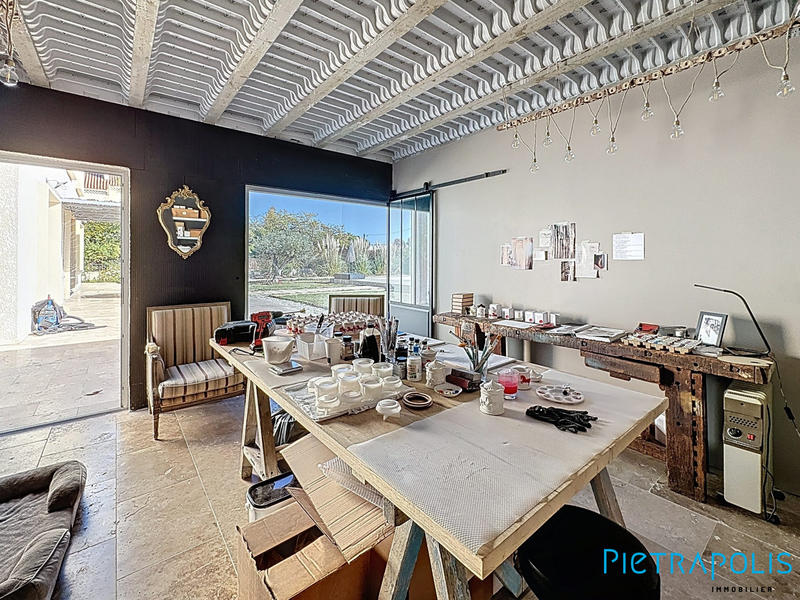 Maison - 285 m² - 7 pièces