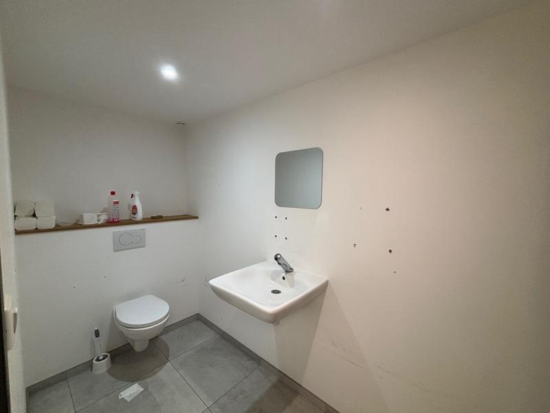 Local commercial - 195 m²